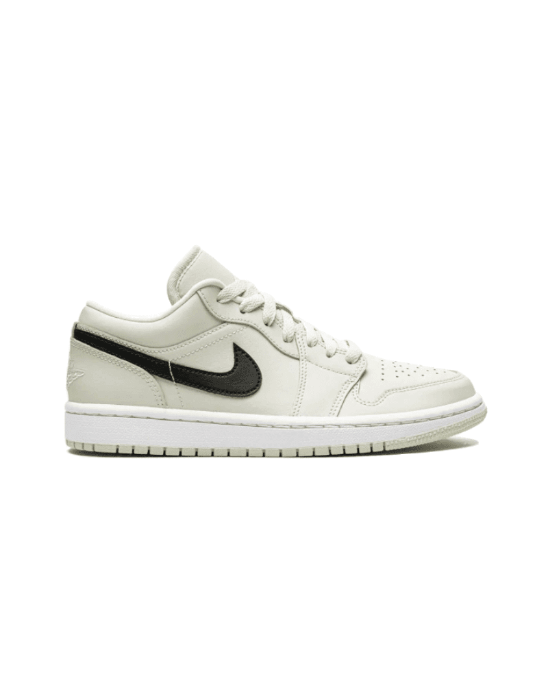 Jordan 1 Low Coconut Milk (W)