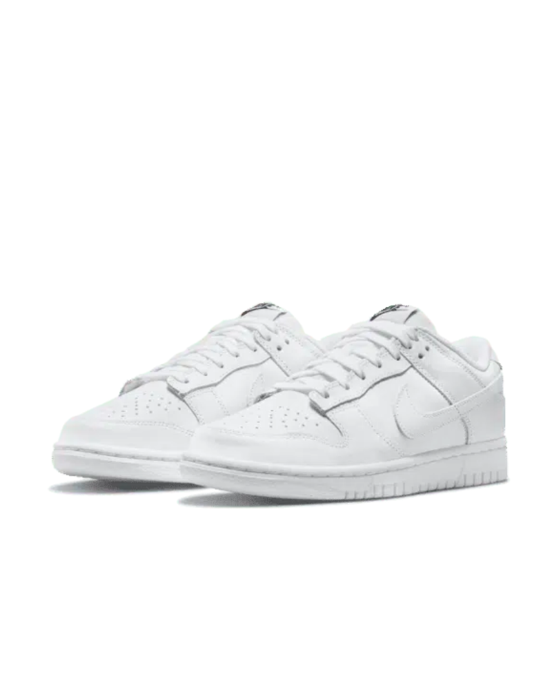 Nike Dunk Low Triple White (W)