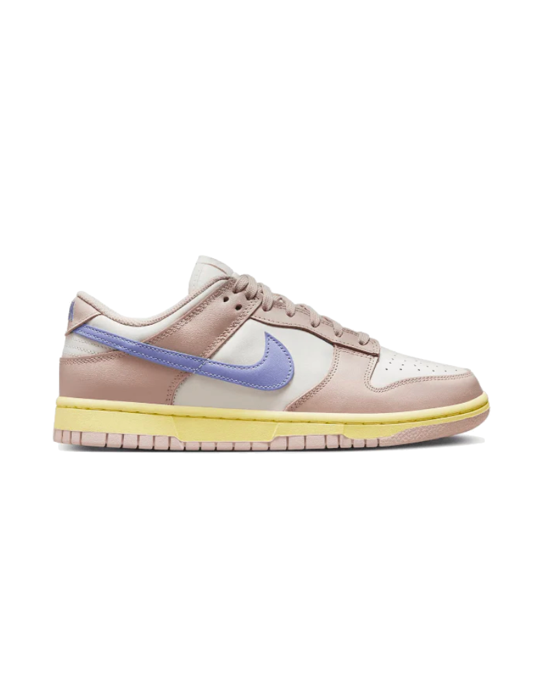 Nike Dunk Low Pink Oxford (W)