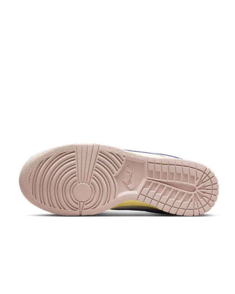 Nike Dunk Low Pink Oxford (W)