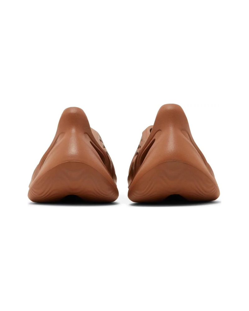 Yeezy Foam Runner Clay Red