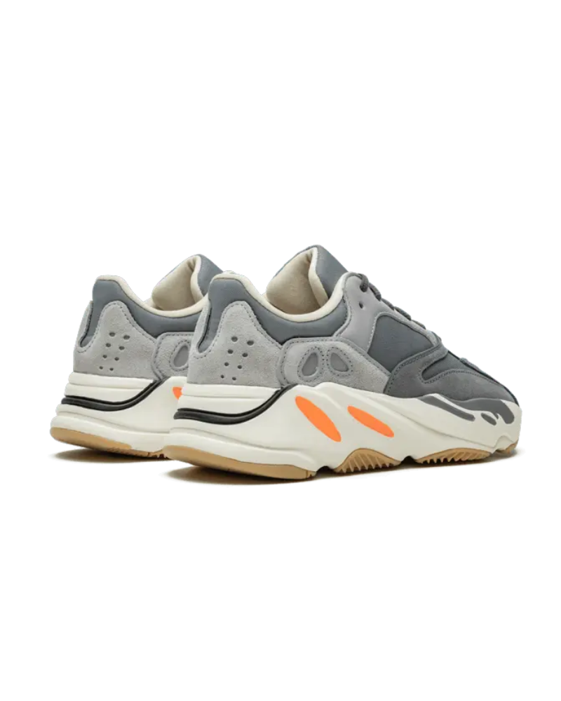 Yeezy Boost 700 Magnet