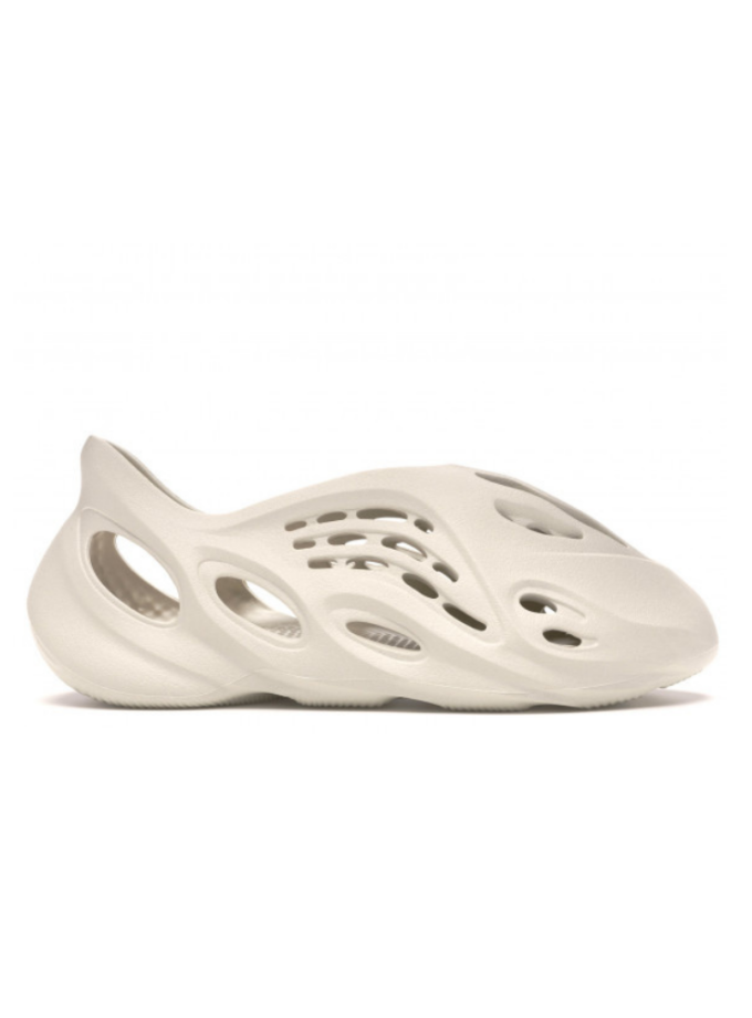 Yeezy Foam RNNR Ararat