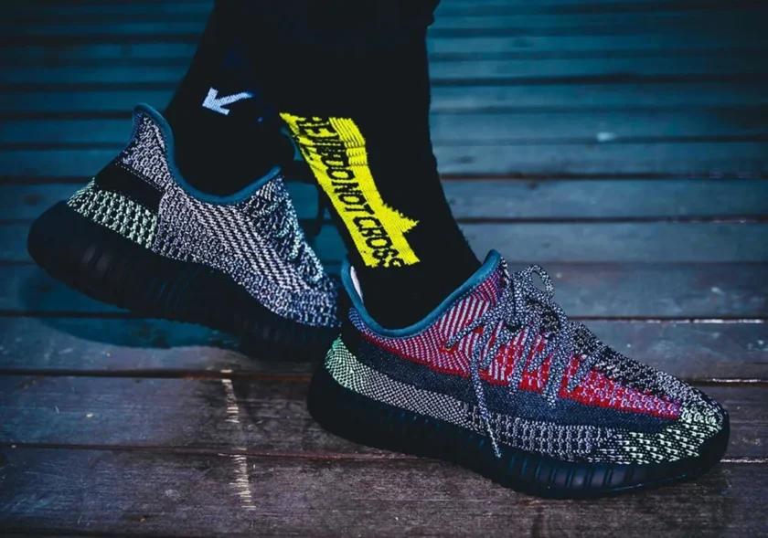 Yeezy Boost 350 V2 Yecheil (Reflective)